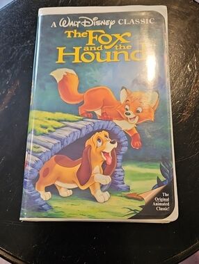 Walt Disney Classic Collectible The Fox and the Hound VHS - Black Diamond - Used